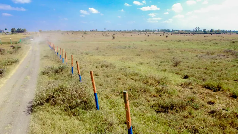 Beacons along the fenced boundary road